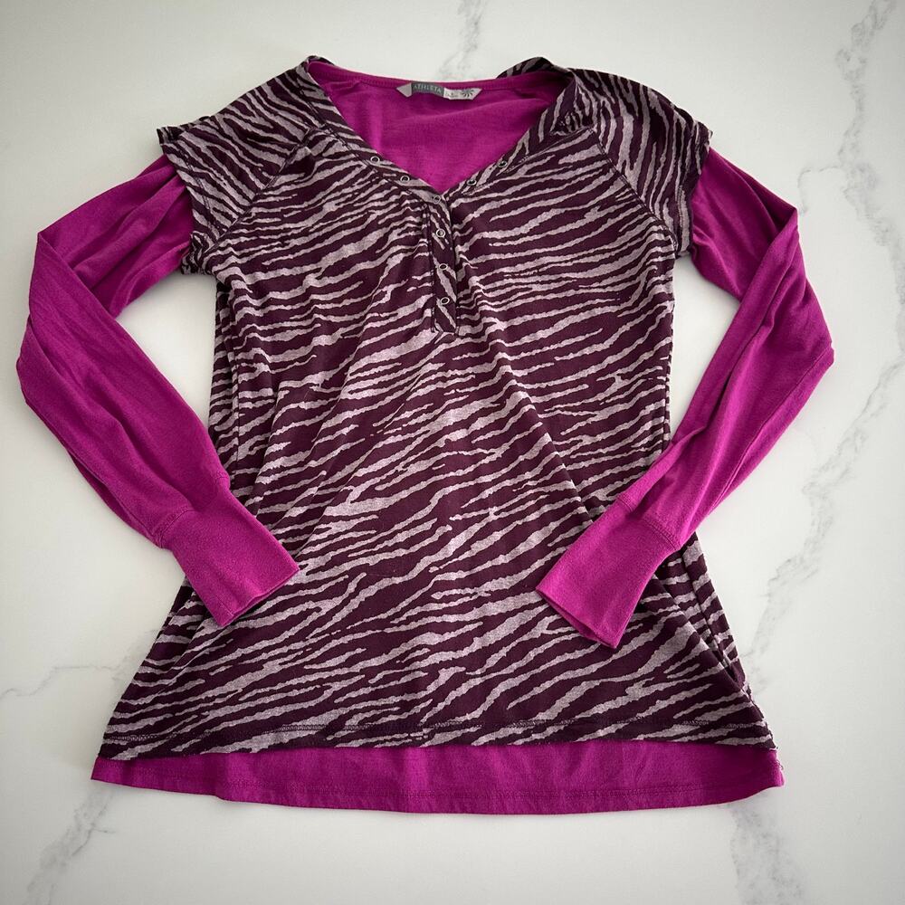 Athleta Zebra Print Layered Tshirt Pink/Maroon Size Small